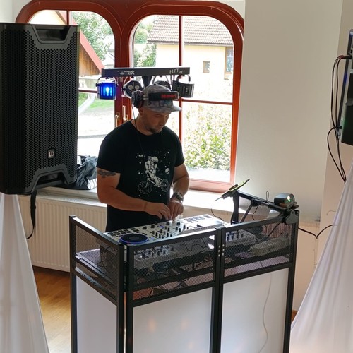 DJ EL