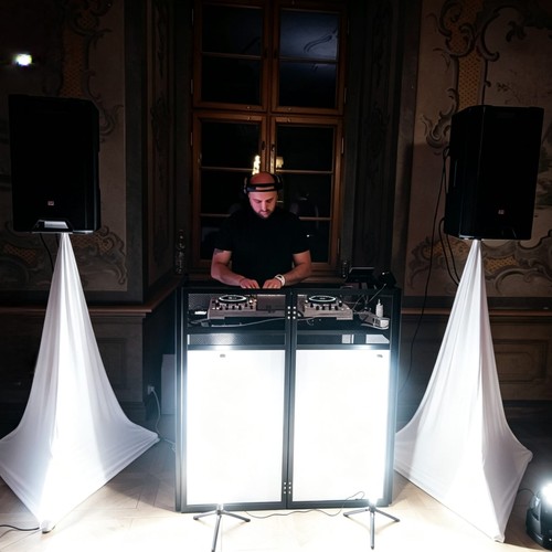DJ EL